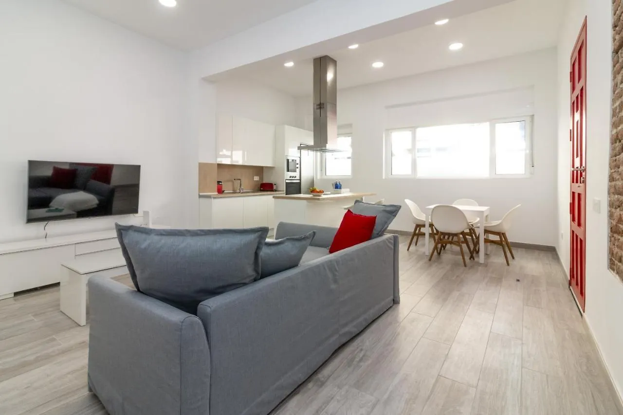 Apartment Homeforguest Moderno Apartamento En Santa Cruz